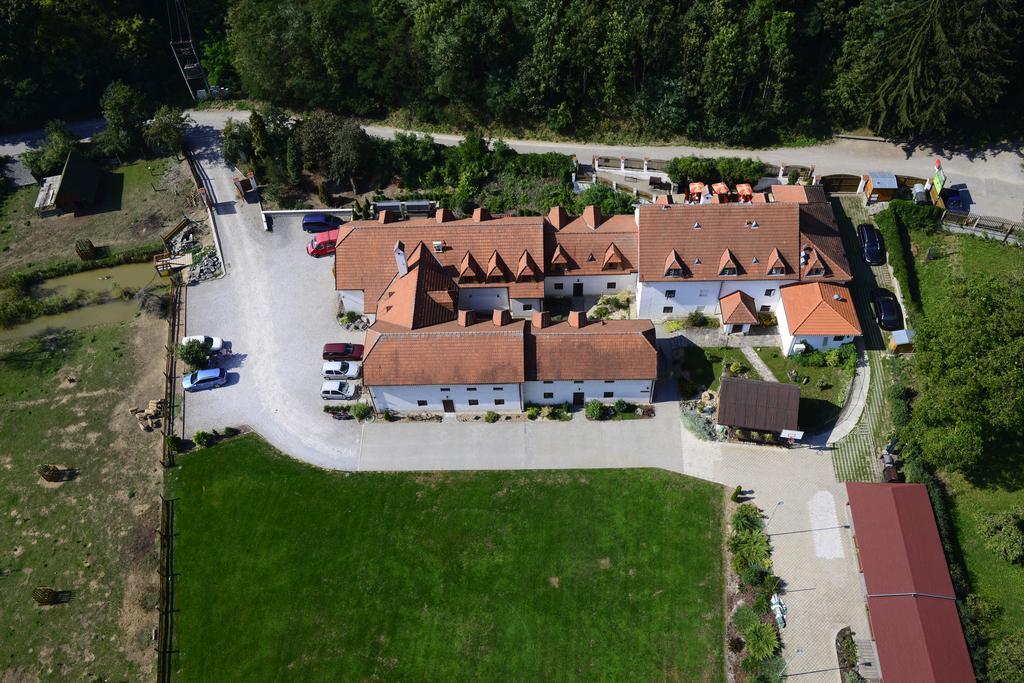 Pension Kadlcuv Mlyn Brno Ngoại thất bức ảnh